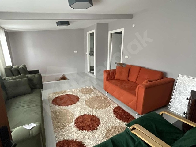 BİNGÖL SOKAKTA - (3+2) - ÇİFT BANYO - WC - 160 M2 - TERASLI - Görsel 3