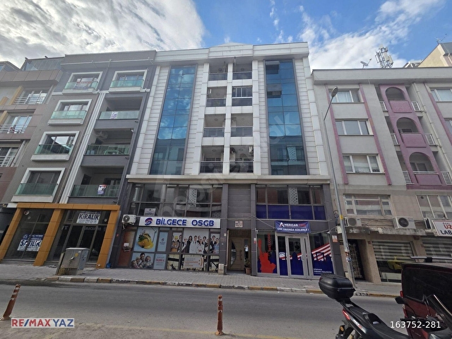 REMAX YAZDAN ATATÜRK MAH.ABONELİKLER AÇIK KİRALIK EŞYALI 1+1 - Görsel 25