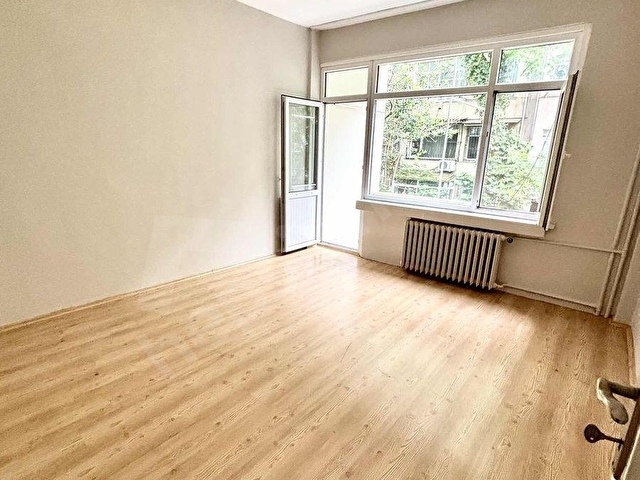 TEŞVİKİYEDE DÜZ AYAK ÇOK İYİ NOKTADA BALKONLU FERAH BAKIMLI 2+1 - Görsel 5