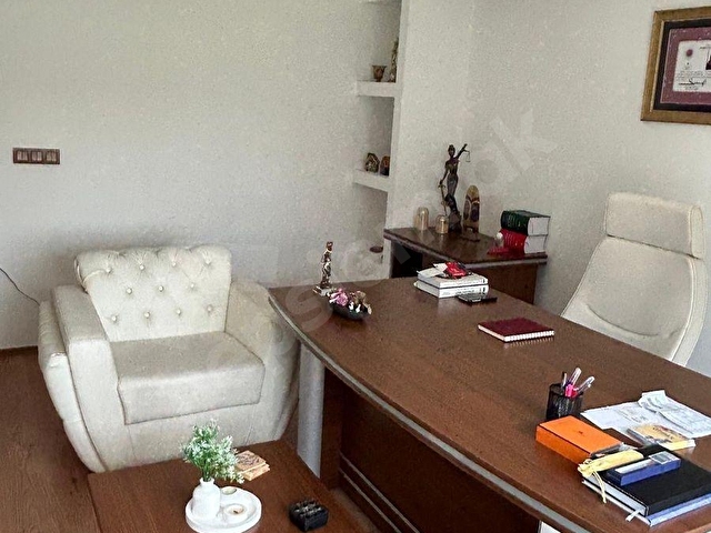 GAZİ İŞ MERKEZİNDE MOBİLYALI 1+1 ÖN CEPHE-OTOPARKLI - Görsel 13