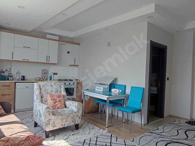 Çiğdem Emlaktan Hastahane yolu üzerinde 1+1 eşyalı kiralık daire - Görsel 6