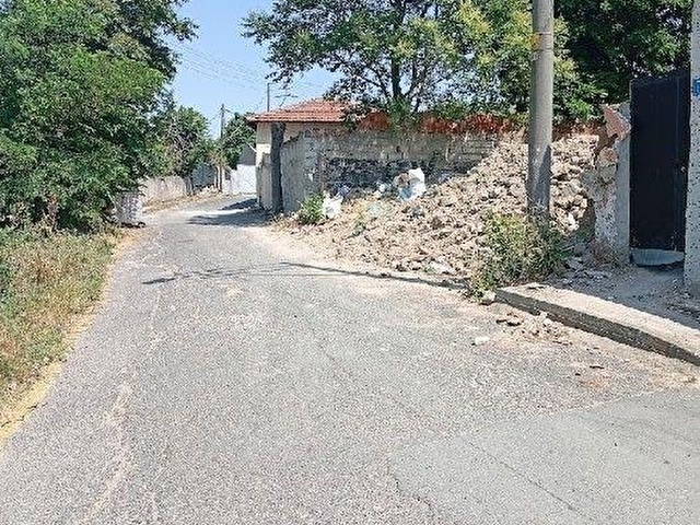 Çorluda 220 m² Konut+Ticari İmarlı Kelepir Arsa. - Görsel 3