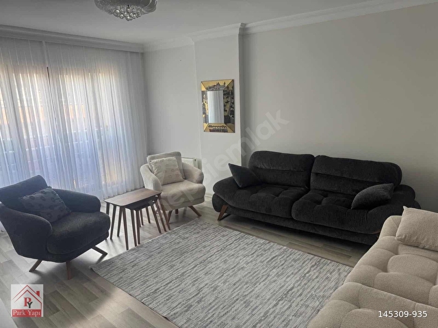 KAĞITHANE ÇAĞLAYANDA ADLİYEYE 500 METRE 4+1 OTOPARKLI DAİRE