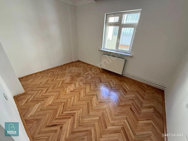 SOKULLUDA AİLE BİNASINDA YENİLENMİŞ BAKIMLI AYDINLIK DAİRE - Görsel 25