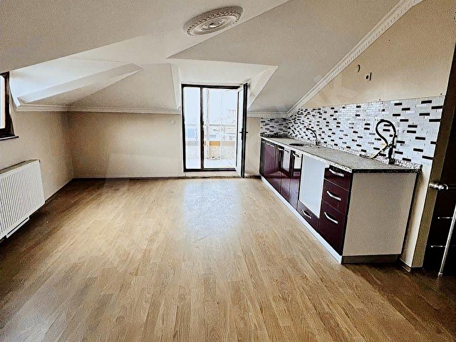 ÜMRANİYE NAMIK KEMAL MAHALLESİ 5+2 180 M2 NET BOŞ FIRSAT SATILIK - Görsel 28