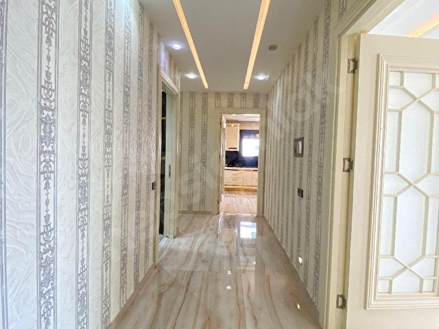 MEZİTLİ AKDENİZDE SATILIK 5+1 LÜX DAİRE - Görsel 2