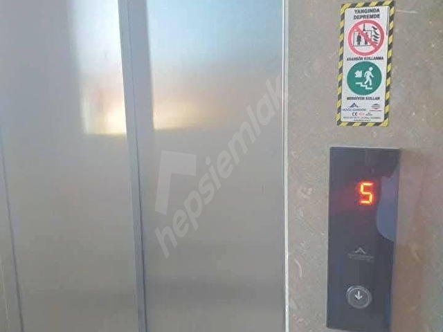 ENGİN EMLAKTAN yeni evleneceklere ideal yeni 2+1 metroya yakın - Görsel 9
