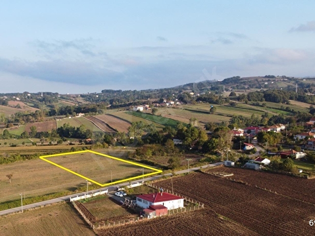 SAMSUN 19 MAYIS ÇANDIRDA SATILIK TARLA