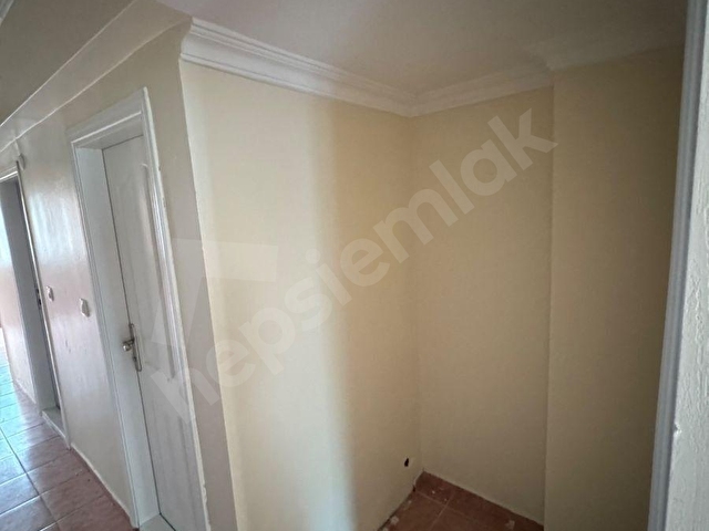 BEYOĞLU KULAKSIZ MEYDANINDA 2+1 KİRALIK DAİRE - Görsel 6
