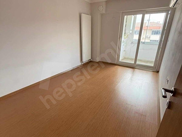 KARAALİ VİLLALAR BÖLGESİ HAVUZLU ASANSÖRLÜ 1+1 DAİRE - Görsel 3