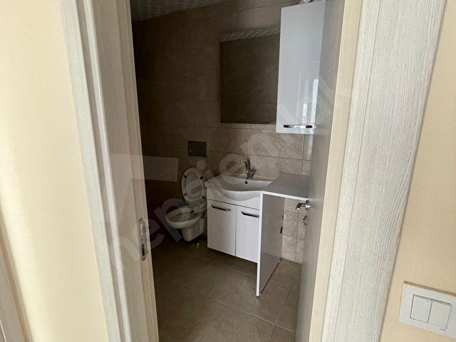 SEFERİHİSAR MERKEZDE OKULA YÜRÜME MESAFESİ KİRALIK 1+1 DAİRE - Görsel 13