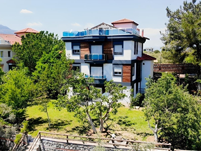 Kemalpaşa Yukarı Kızılcada Satılık Lüx Triplex Villa