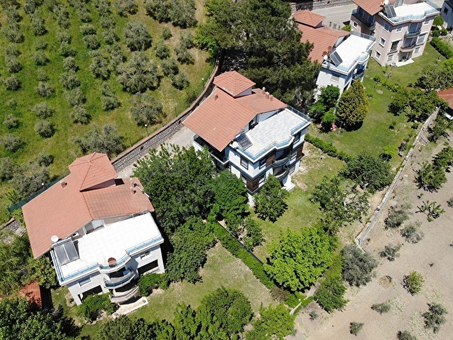 Kemalpaşa Yukarı Kızılcada Satılık Lüx Triplex Villa - Görsel 23