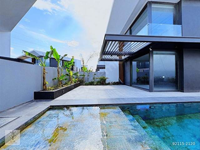 YUSEDEN ALAÇATIDA MÜSTAKİL 4+1 LÜKS MODERN AKILLI VİLLA - Görsel 8