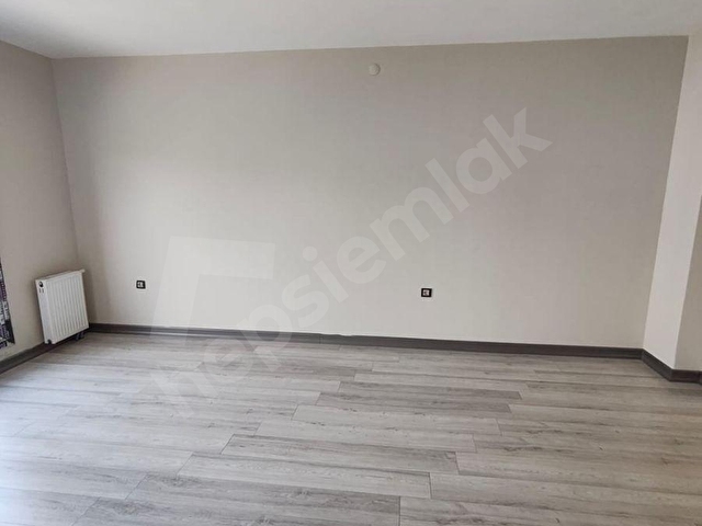 MÜNEVVER ÇELENK GAYRİMENKUL KUZUCULU TOKİ KİRALIK 3+1 DAİRE - Görsel 8