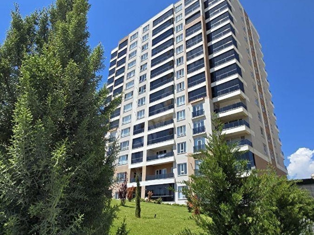 ÇÖZÜMDEN MAVİŞEHİR 3 TE SATILIK 2+1 DAİRE...