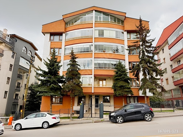 Çankaya Sancak Mahallesinde Yüksek Giriş Satılık 3+1 Daire - Görsel 2