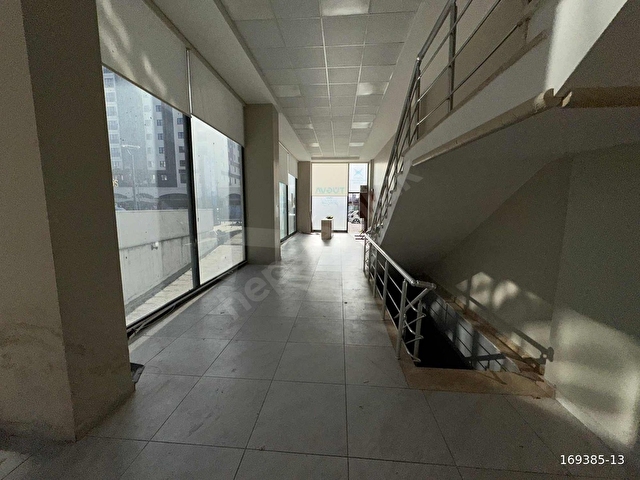 Yeni Meskenden KİRALIK475 metre² prestijli Dukkan - Görsel 3
