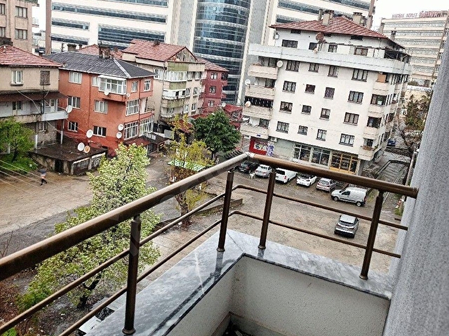 GÜVEN EMLAKTAN ATATÜRK DEVLET HASTANESİ KARŞISI SIFIR AYARIN DA ANKASTRELİ KİRALIK 1+1DAİRE - Görsel 12