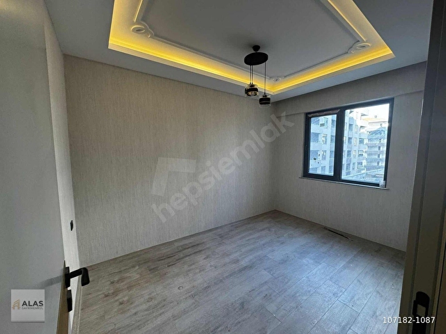 BEŞTEPEDE SİTE İÇİ ARA KAT YENİ NESİL LÜX2.5+1 DAİRE - Görsel 22