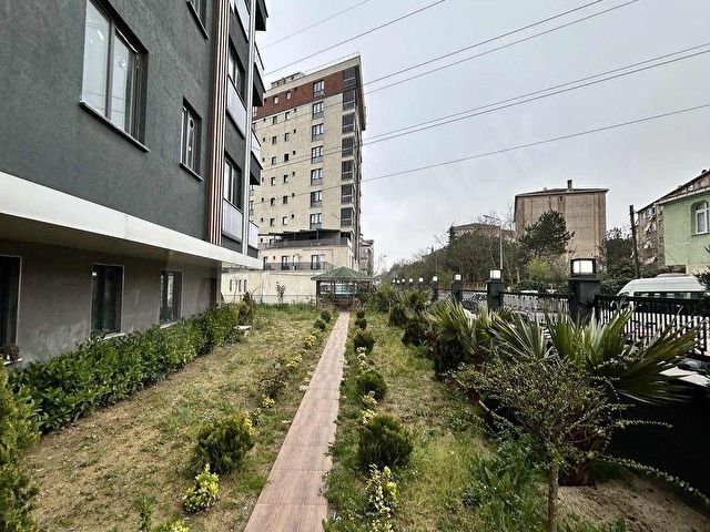 AKTİF EMLAKTAN SİTEDE METROYA 3 DK 2+1 100M2 4, KAT DAİRE - Görsel 3