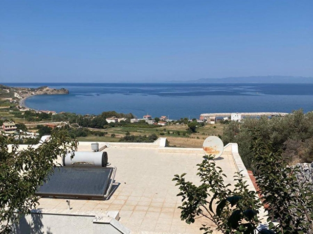 Sahibinden Izmir Karaburun Da 3 1 Satilik Yazlik 0 36146523 Hurriyet Emlak