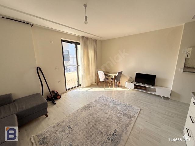 BULUT EMLAK KÖRFEZDE FULL EŞYALI 1+1 ARA KAT ASANSÖRLÜ DAİRE - Görsel 4