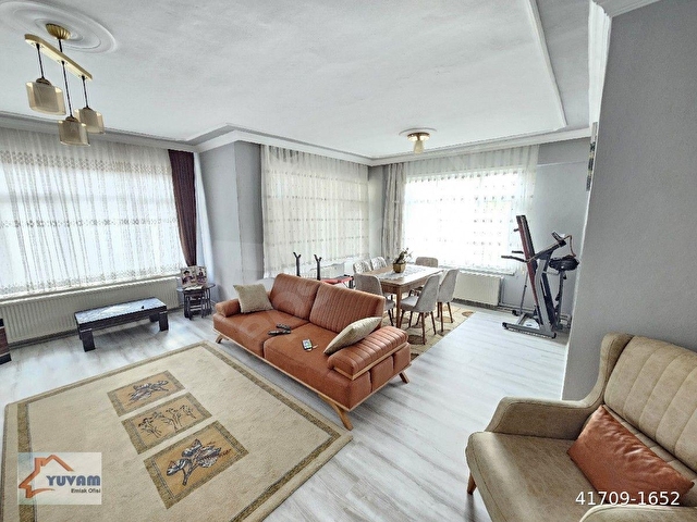 DEĞİRMENDERE YÜZBAŞILARDA 2.Cİ KAT 2+1 SATILIK DAİRE - Görsel 2
