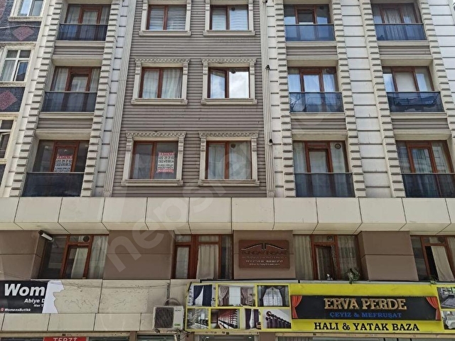 ELMAS EMLAKTAN CADDE ÜZERİ SATILIK DAİRE