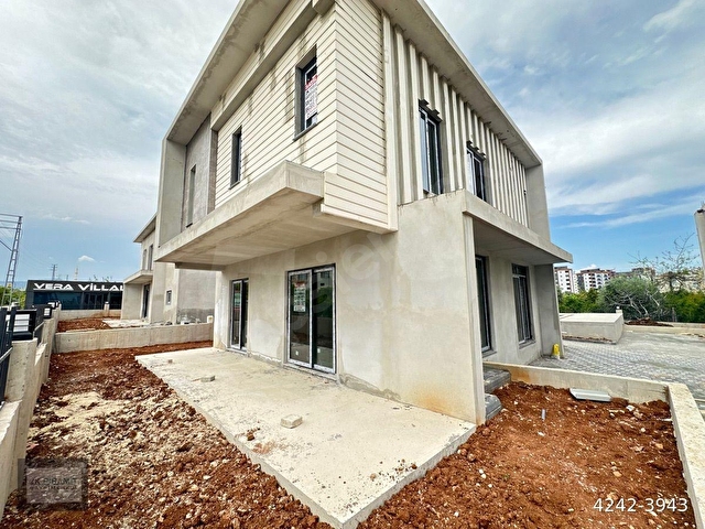 DAVULTEPE’de 75.YIL MAHALLESİNDE SATILIK 5+1+KİLER ve G.O 207 m2 MUHTEŞEM SIFIR LÜKS VİLLA !!! - Görsel 5