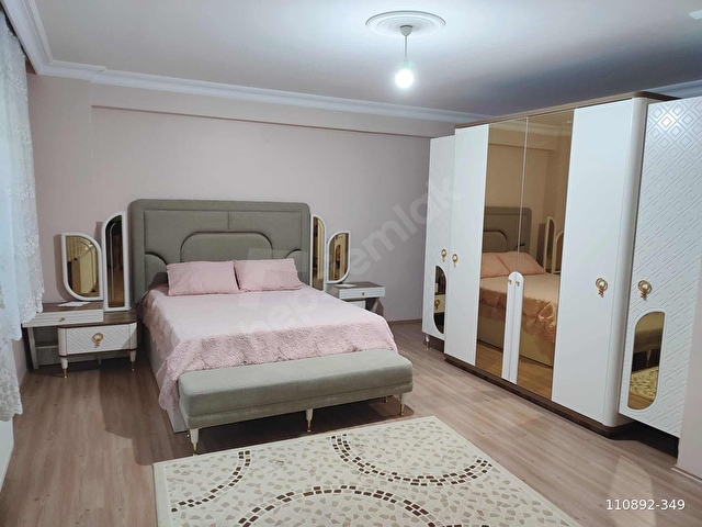 MEVSİM EMLAKTAN GÖLBAŞINDA 240 m2 SATILIK 3+1 DAİRE PARK CEPHELİ - Görsel 15