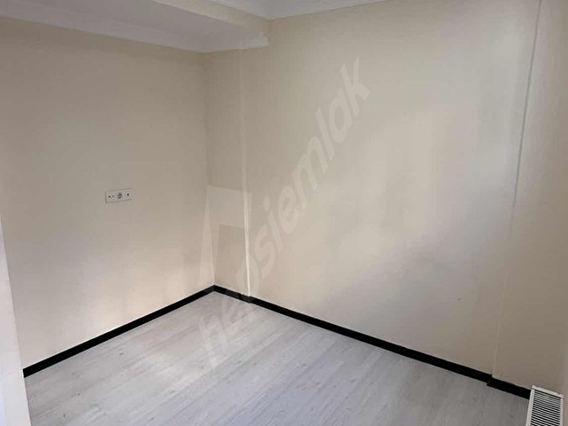 Arnavutköy Anadolu Mahallesinde satılık ters dubleks - Görsel 8