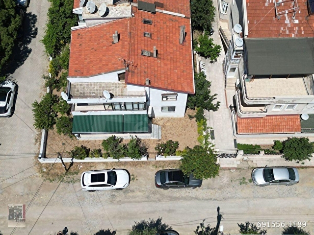Burhaniye Ören’de Sezonluk Kiralık 2+1 Süper Lux Bahçeli Daire, Dilek Emlak’dan