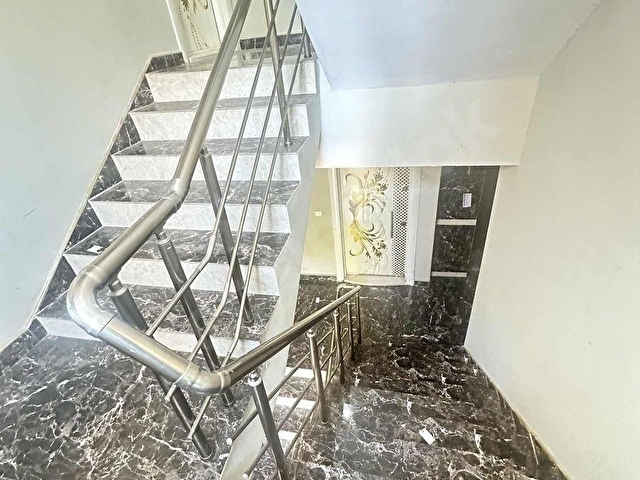 Yenidoğan da 1.kat asansörlü 2+0 50m2 satılık kupon daire - Görsel 10