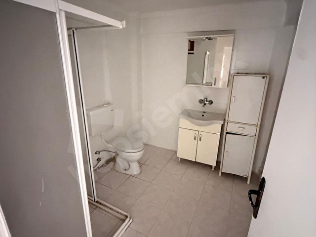 NATOYOLU CAD.YAKINI KAT KONUMUNDA 3+1 CEPHELERİ AÇIK DAİRE - Görsel 10