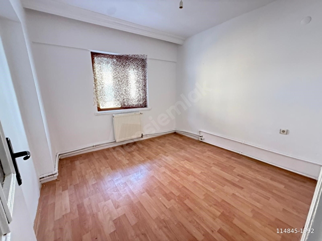 NATOYOLU CAD.YAKINI KAT KONUMUNDA 3+1 CEPHELERİ AÇIK DAİRE - Görsel 8