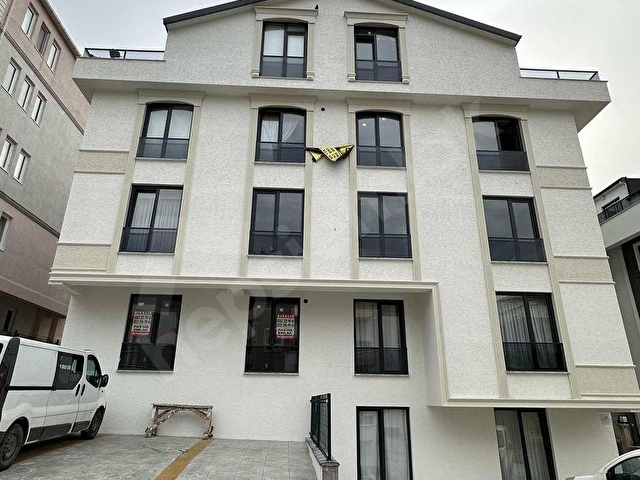 Moda Pazarı Üstü 3+1 Dubleks