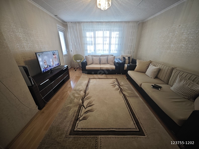 YÜZYILDA 115M2 2+1 TERAS KATI FULL EŞYALI KİRALIK DAİRE - Görsel 2