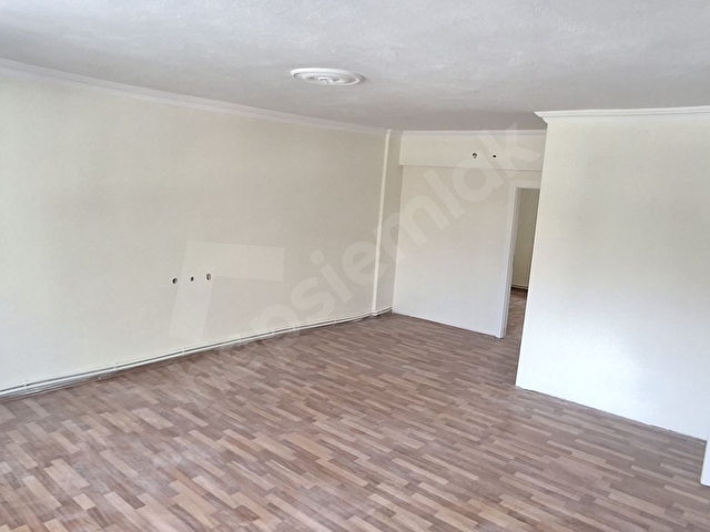 KISMET EMLAKTAN MERKEZDE ARAÇ TAKASLI 3+1 DAİRE - Görsel 8