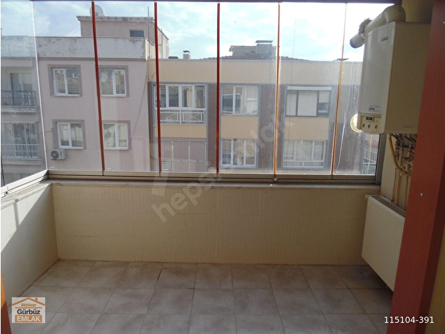 AKHİSAR GÜRBÜZ EMLAK TAN PAŞA MAHALLESİ 1.NAKLİYE CADDESİNDE 5.KAT DOĞALGAZLI KÖŞE SATILIK DAİRE - Görsel 3
