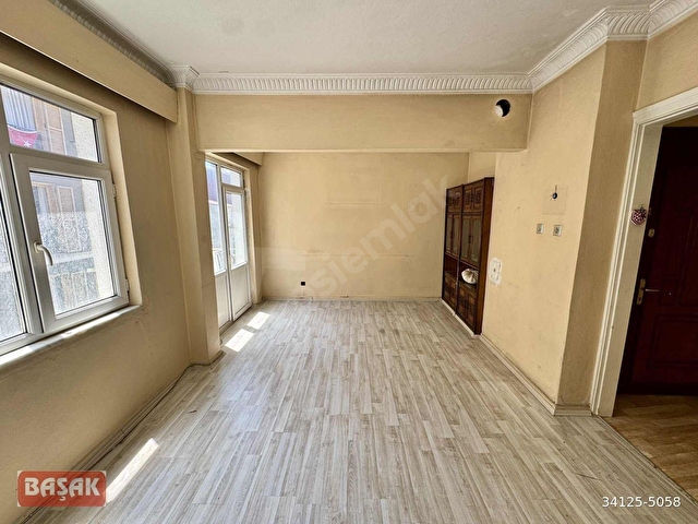 Cihangirde Satılık çift Cepheli Geniş 1+1 şehir Manzaralı Daire - Görsel 5