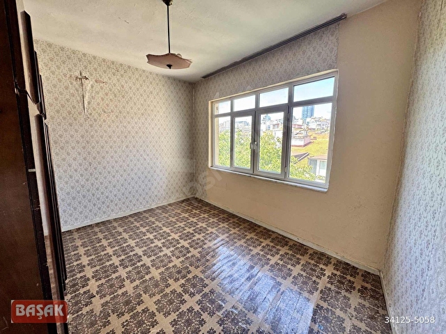 Cihangirde Satılık çift Cepheli Geniş 1+1 şehir Manzaralı Daire - Görsel 17