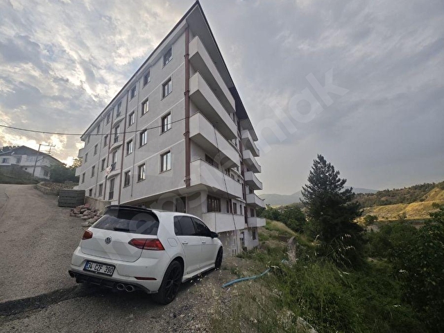 yeşil mahallede satılık 3+1 krediye uygun