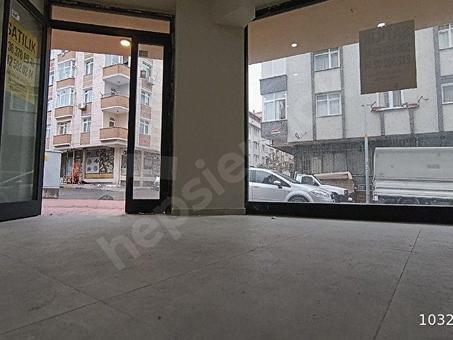 Küçükçekmece Cennette Satılık Cadde Köşebaşı Dubleks Dükkan İşyeri - Görsel 2