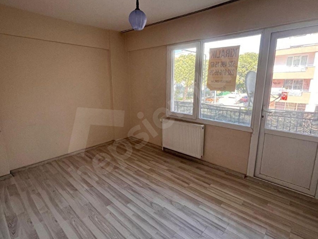 Kültür mahallesinde 2+1 Doğalgazlı Kiralık Daire - Görsel 2
