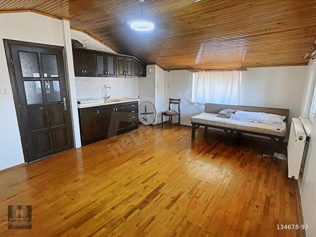 HASBAY DAN EMİRDAĞ MERKEZ DE 5+1 MÜSTAKİL EŞYALI TRİBLEKS MESKEN - Görsel 24