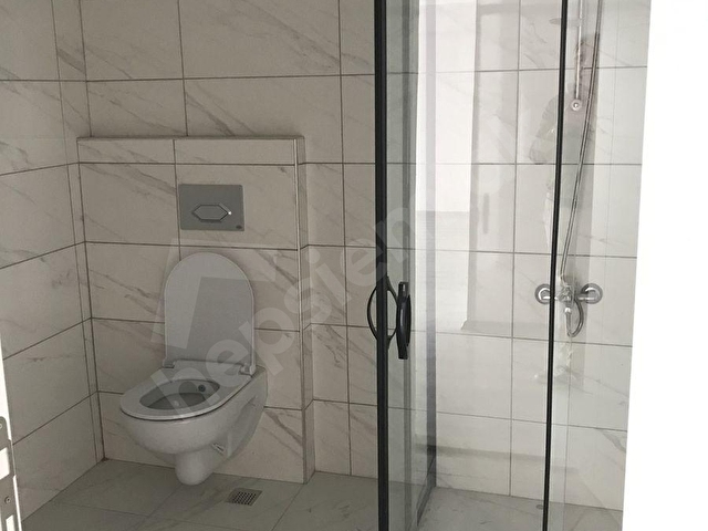 ATAKENTTE DENİZ MANZARALI, SIFIR, EBEVEYN BANYOLU, GENİŞ 2+1 - Görsel 23