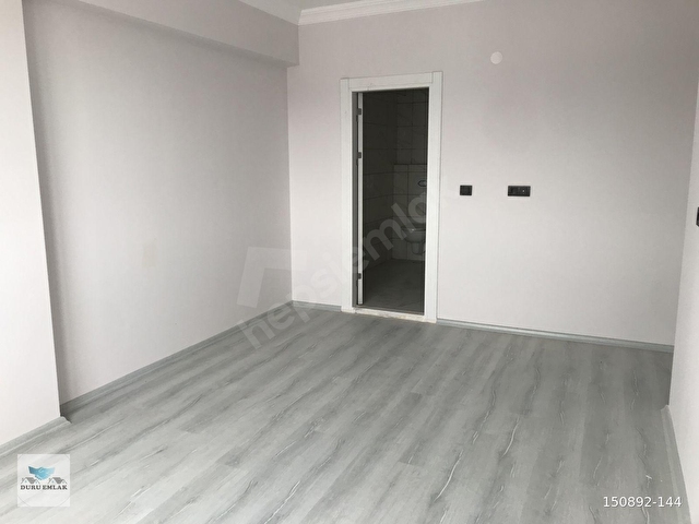 ATAKENTTE DENİZ MANZARALI, SIFIR, EBEVEYN BANYOLU, GENİŞ 2+1 - Görsel 28