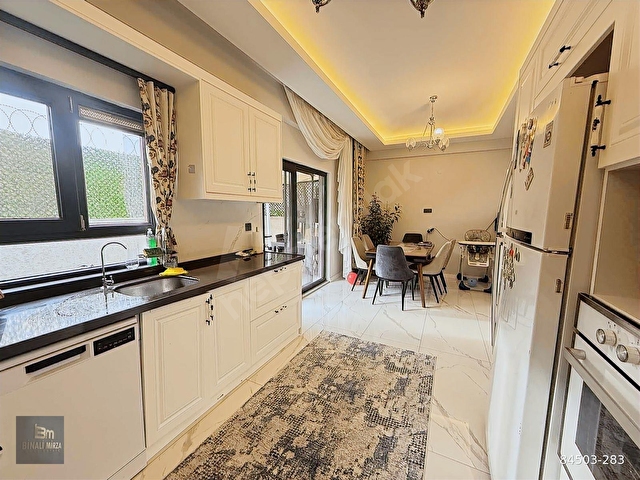 BM REAL ESTATE YUNUSELİNDE SATILIK 3 KATLI ASANSÖRLÜ VİLLA - Görsel 8