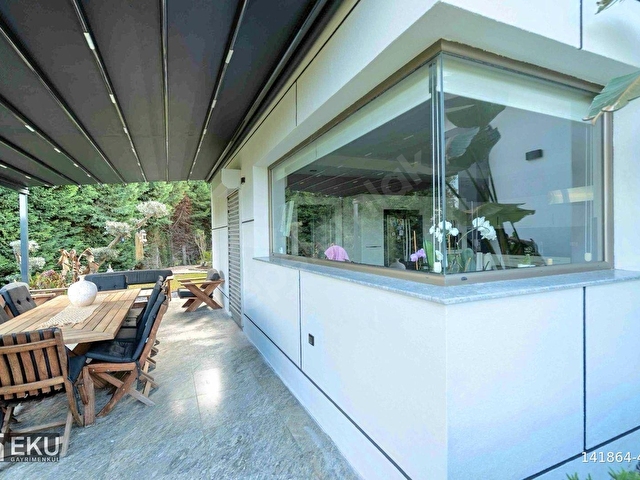 KUŞADASINDA TEK KATLI SATILIK MERKEZE ÇOK YAKIN ÇİFTLİK EVİ - Görsel 4